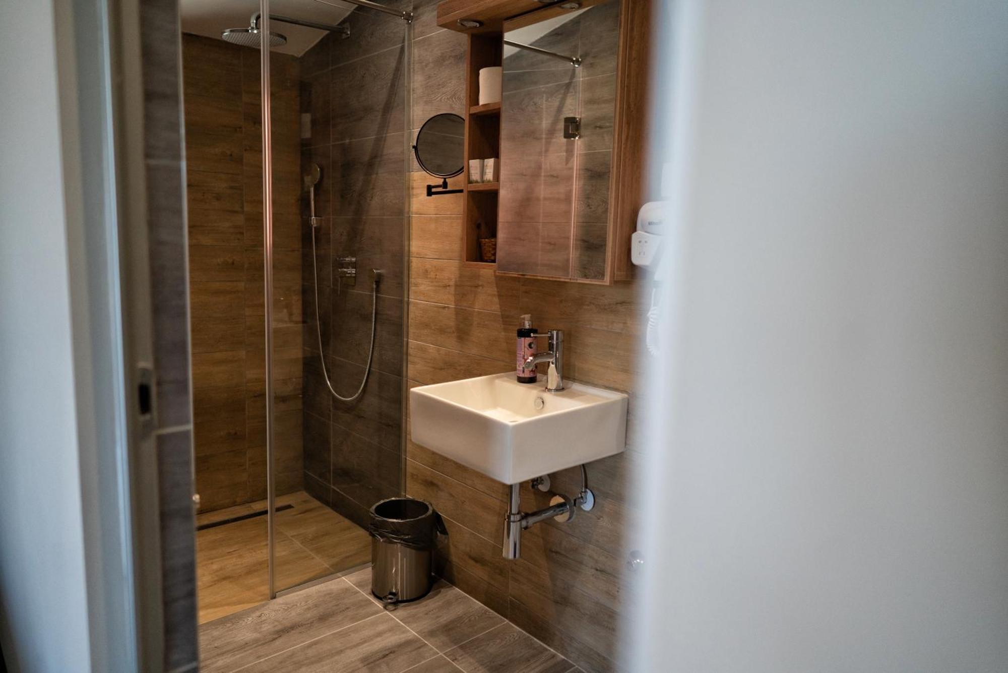 La Roue Hotel Вършац Екстериор снимка