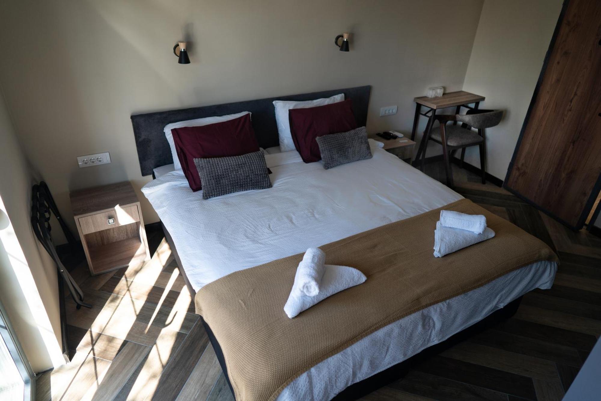 La Roue Hotel Вършац Екстериор снимка